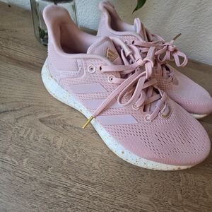 Adidas Women's Light Pink Sneakers